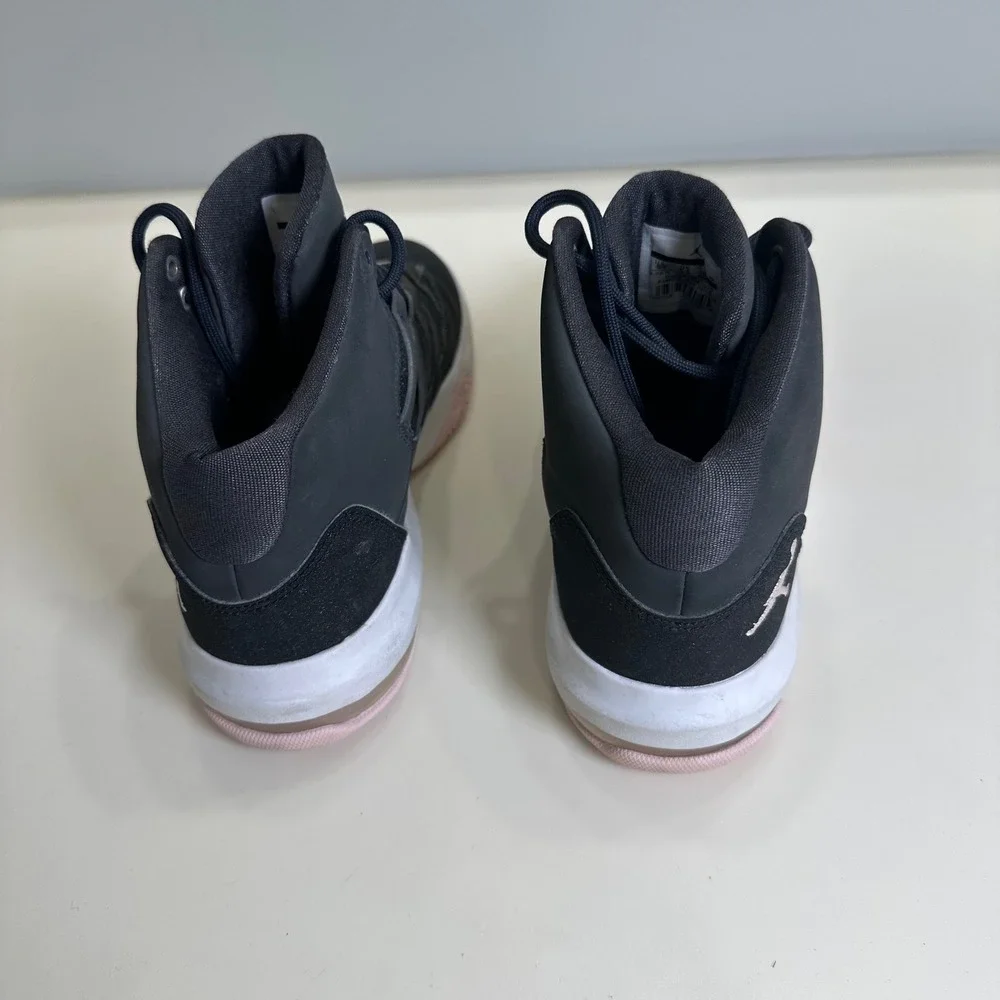 Jordan Max Aura Black Pink White Kids Youth Basketball Shoes 6Y AQ9249-060